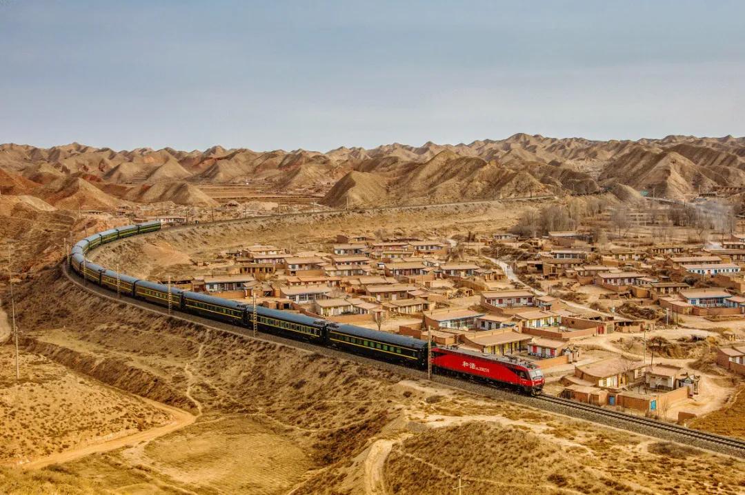 甘肃，一个被面条拉长的的省份！