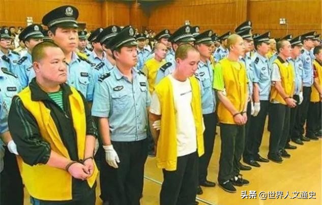 《征服》刘华强原型：石家庄悍匪张宝林有多狠？手拿猎枪对峙警察