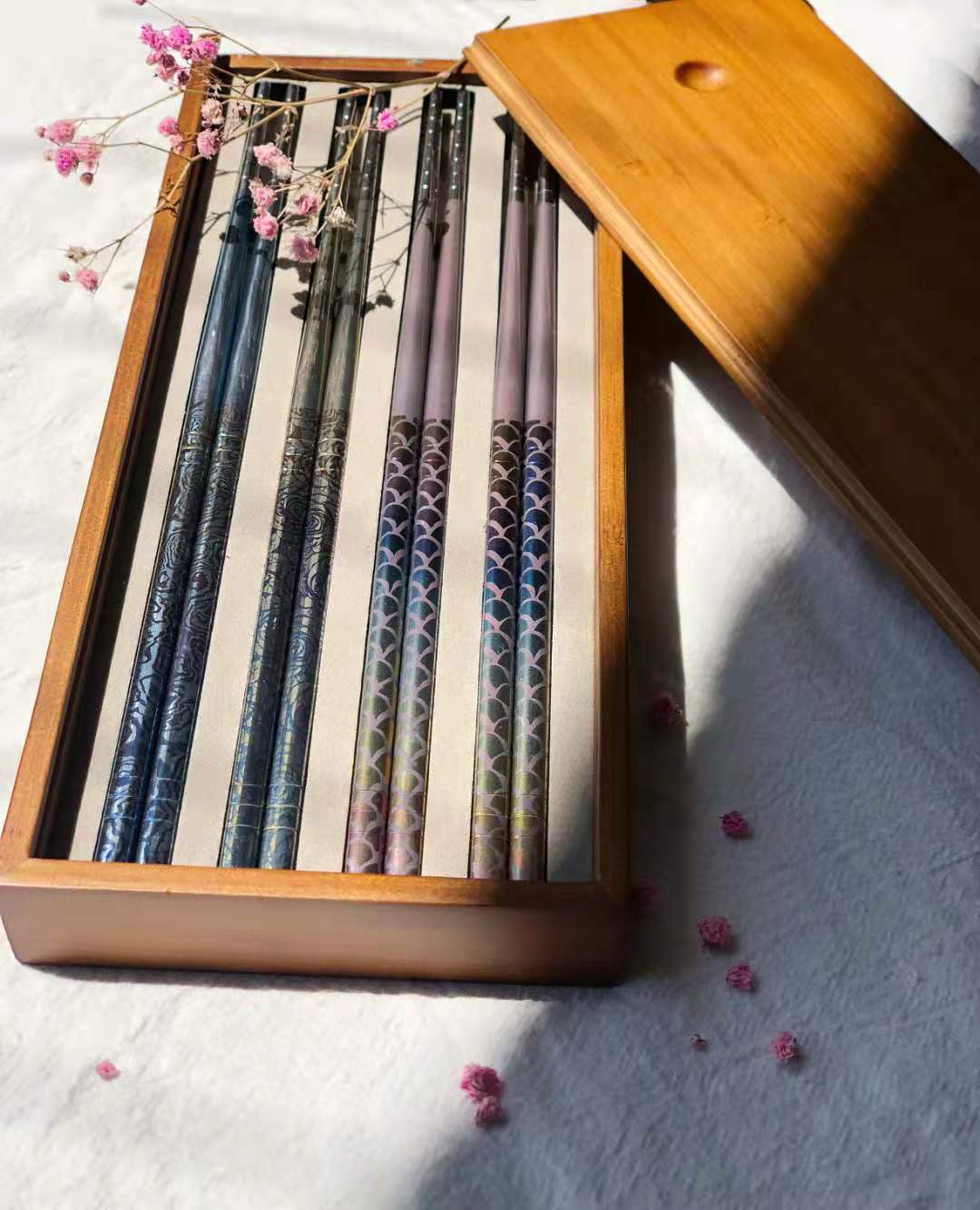 纯钛筷子的价格和优缺点,合金和纯钛筷子怎么选