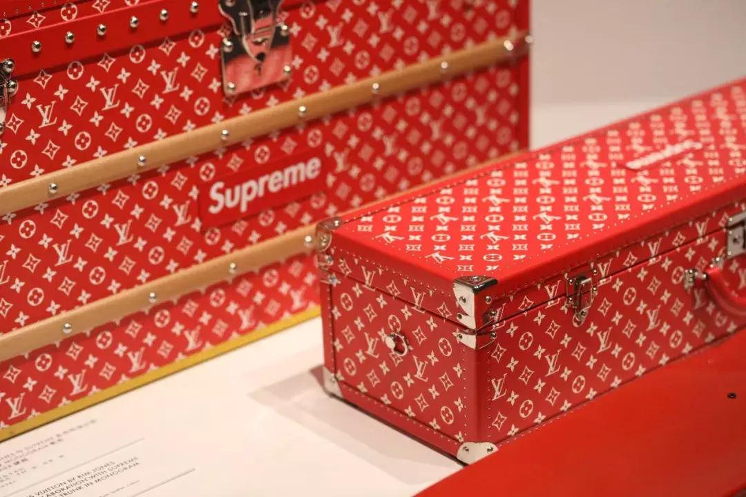 上周日,我把LV展变成了饼家妹子4周年汇报秀!