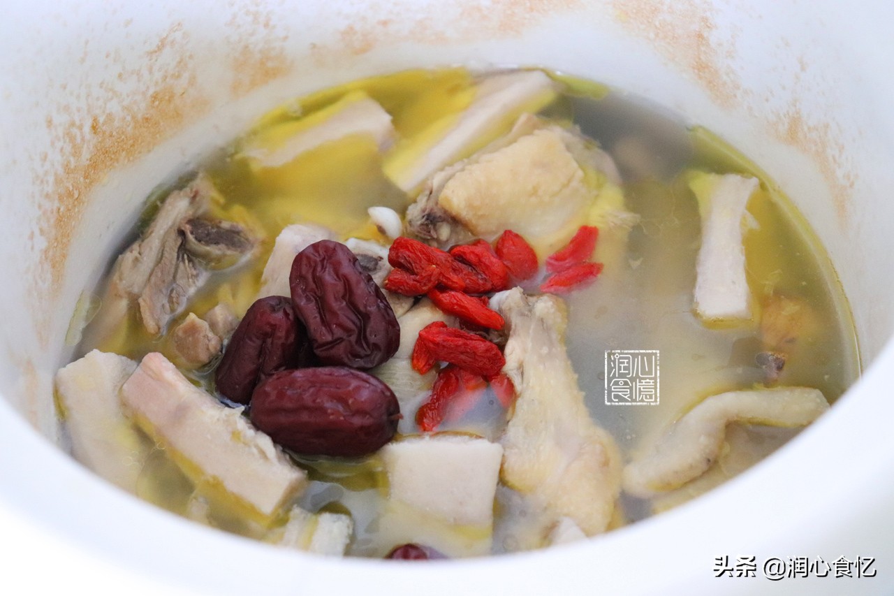 做的鸡汤很油怎么办,做的鸡汤不香