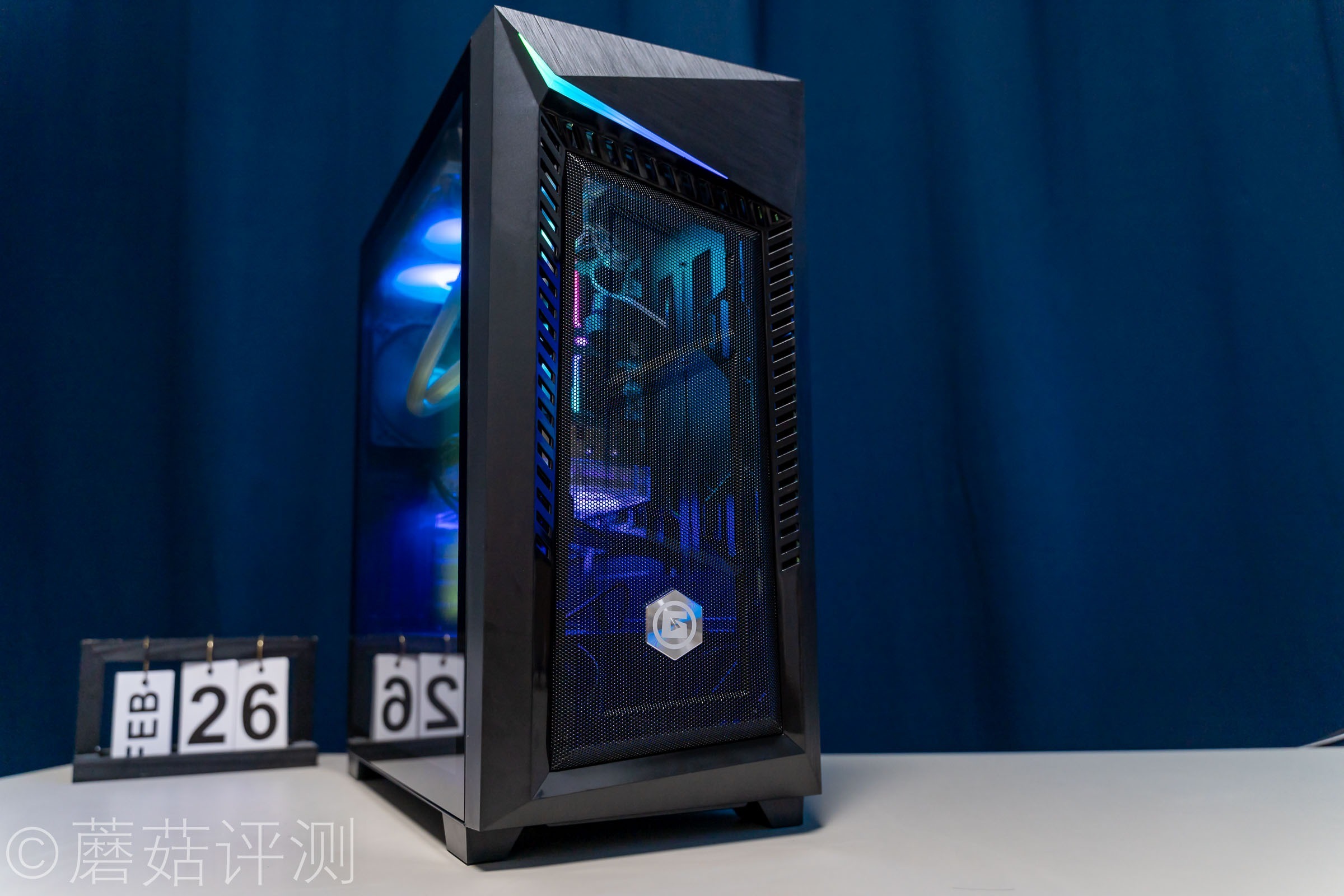 艾湃电竞机箱白色,艾湃电竞水冷评测