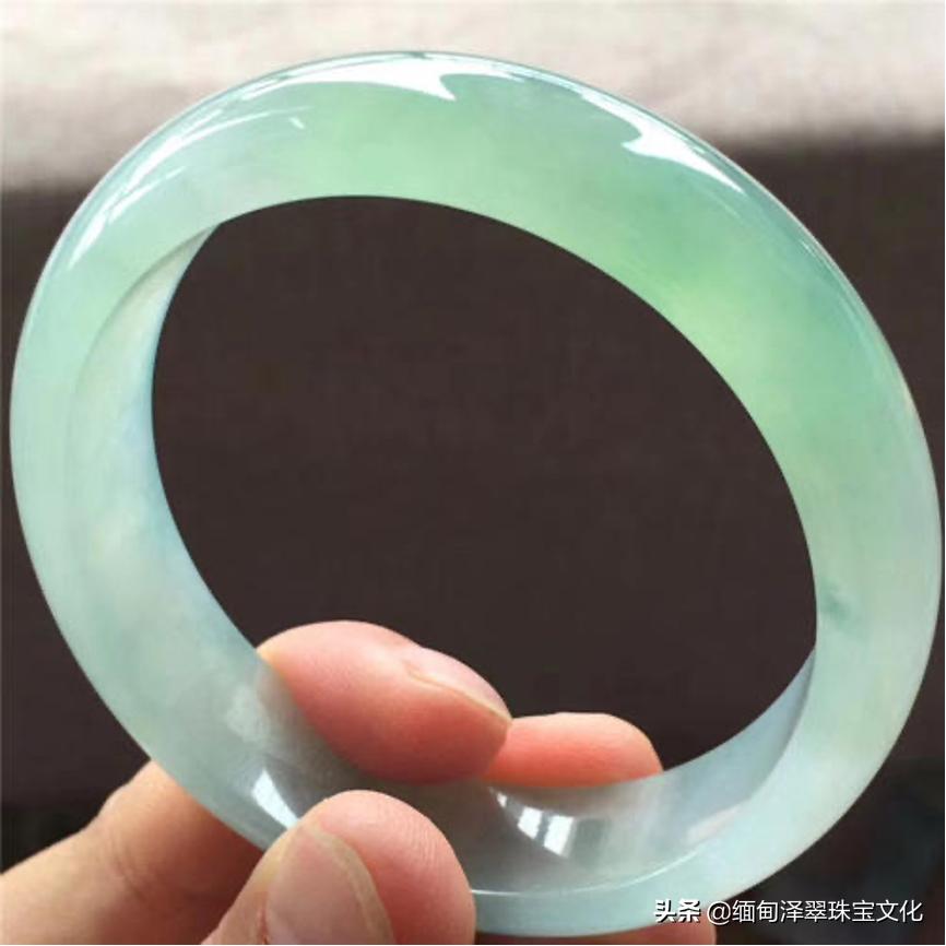 翡翠种水颜色一览表,翡翠常见的5种颜色有哪些