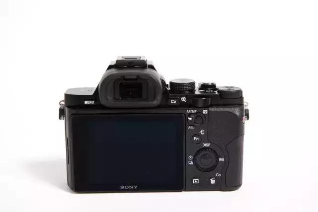 佳能单反微单入门推荐,拍照片是单反好还是入门微单好