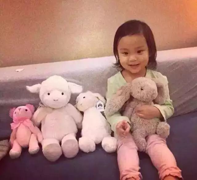 一起来围观！23亿身家的小公举如何被培养？