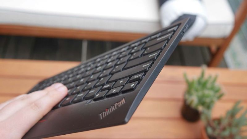 thinkpad键盘小红点是什么,thinkpad键盘上的小红点