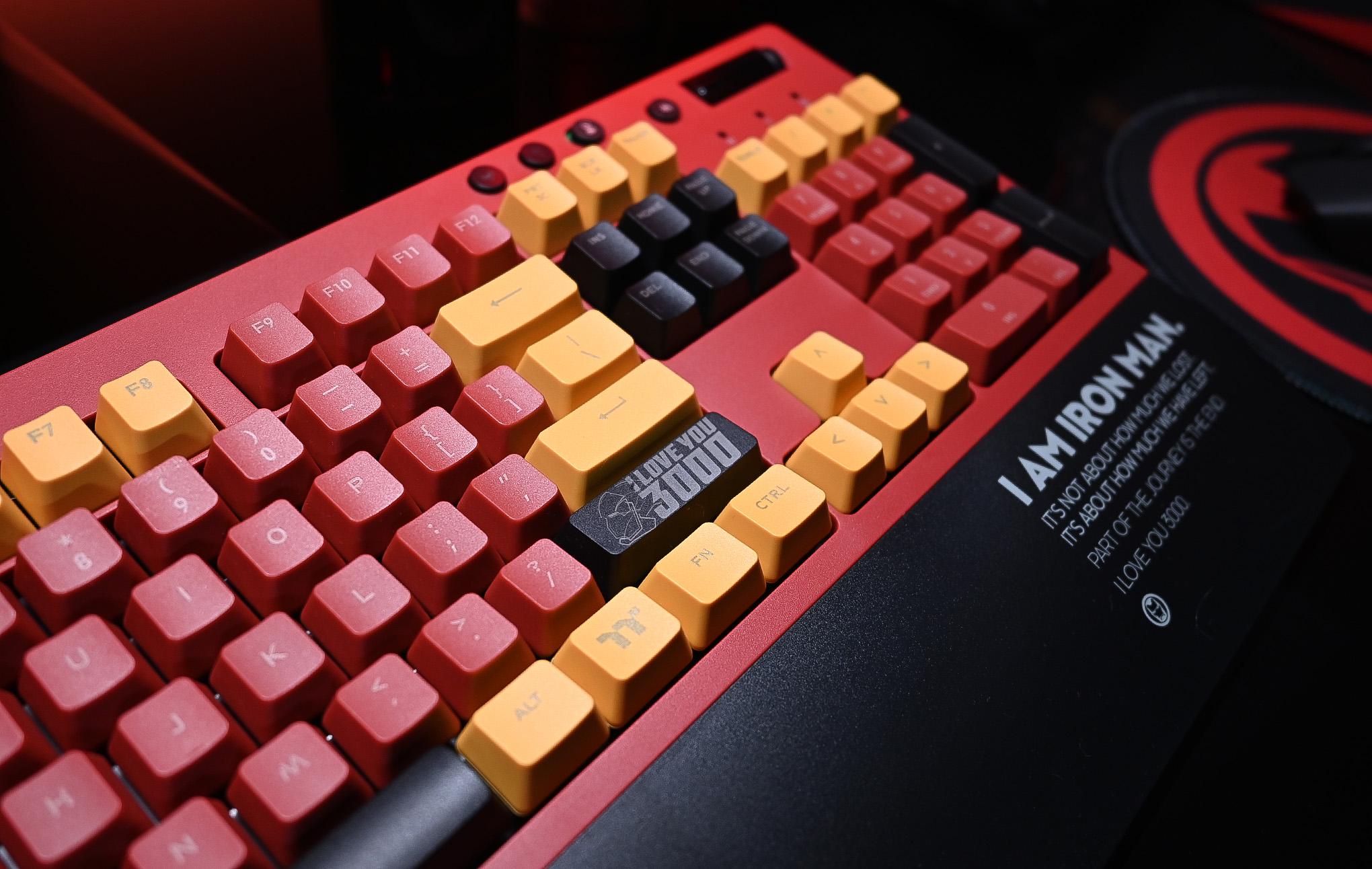 一代漫威英雄谢幕的缅怀，钢铁侠主题桌面SHOW