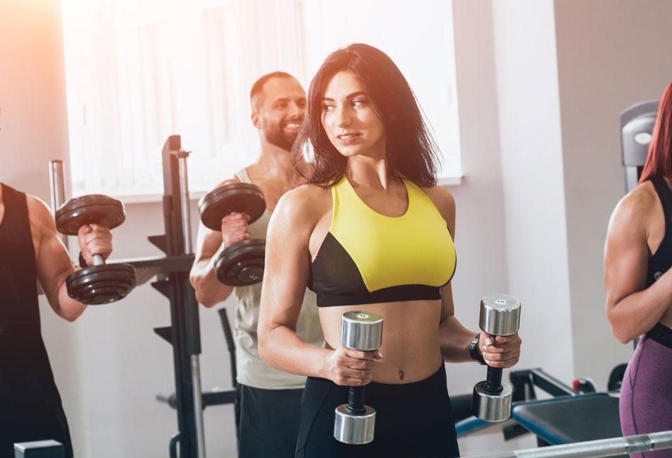 手臂的肉松弛是什么原因,手臂肉肉松弛是怎么造成的