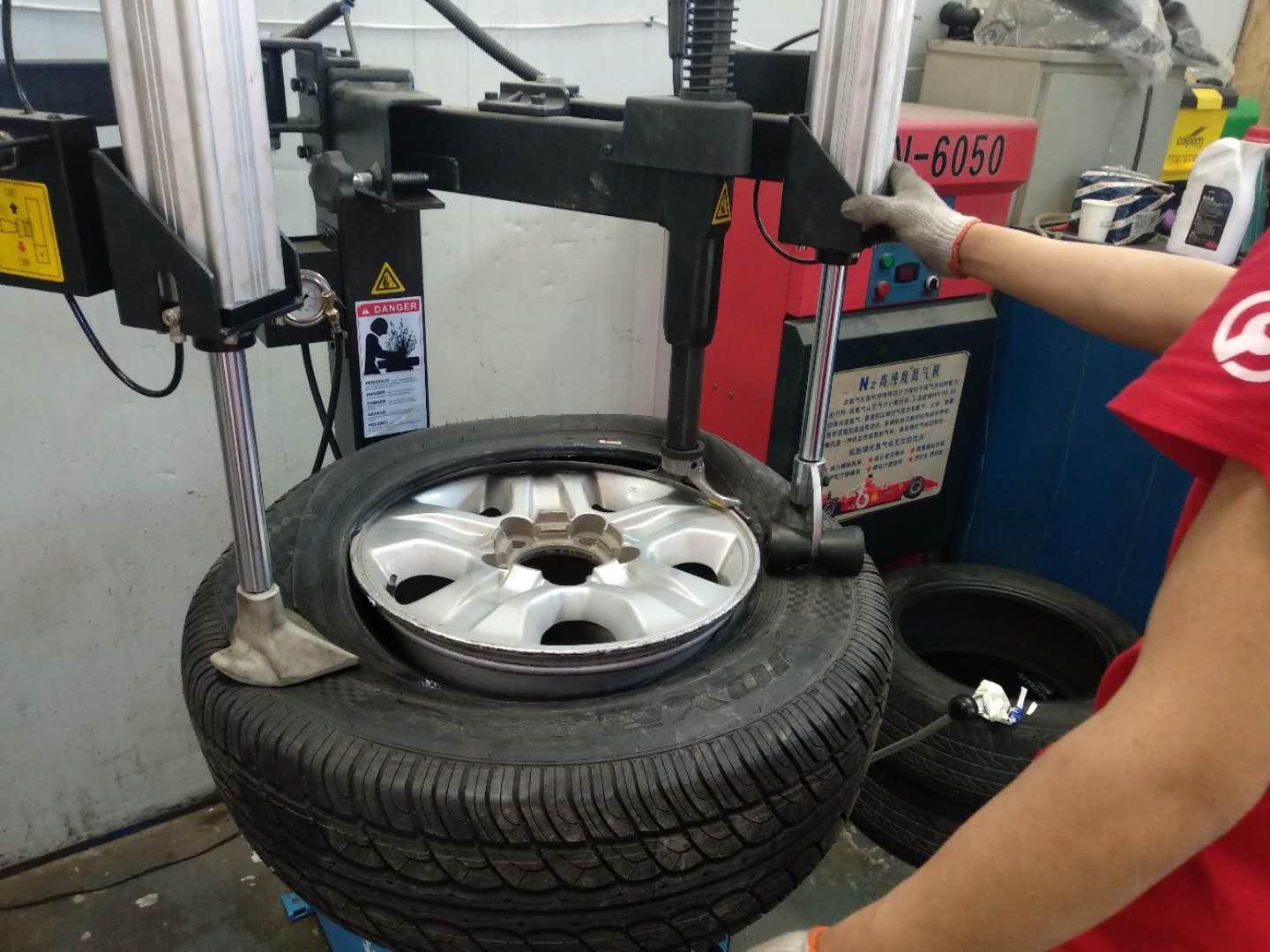 2355518寸轮胎哪个品牌好点,22565r17的轮胎哪个品牌好