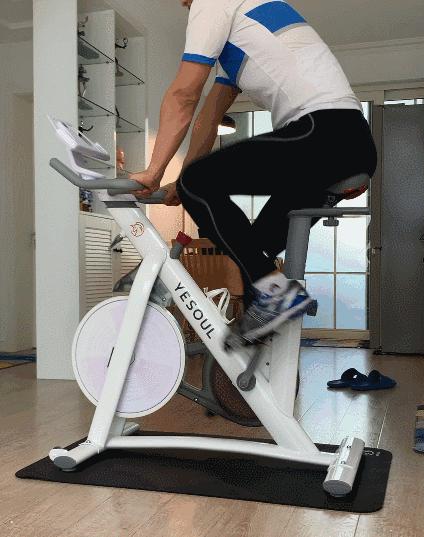 野小兽动感单车哪款比较舒适,一台动感单车