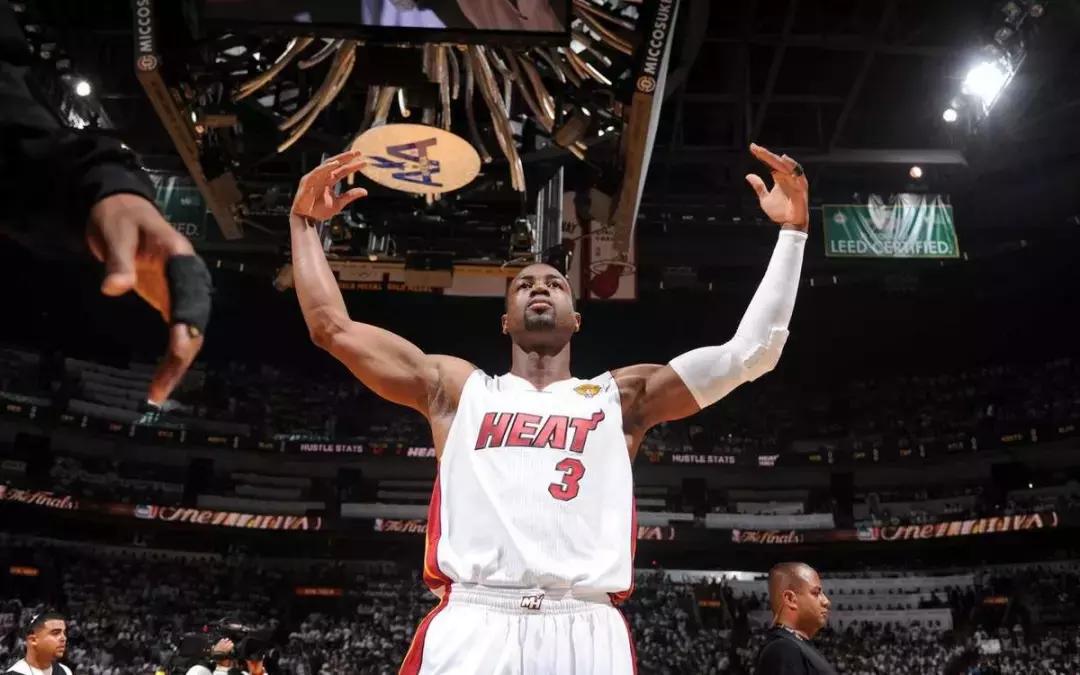 女生怎么看待男生穿李宁,经常穿李宁的女生性格