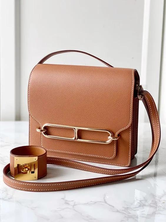 她被称韩国硬照女王，手握时尚圈顶级资源！网友：姐姐我可以