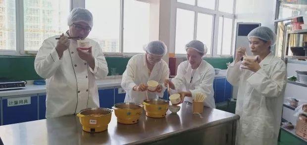 广西柳州螺蛳粉工资,柳州螺蛳粉有多赚钱