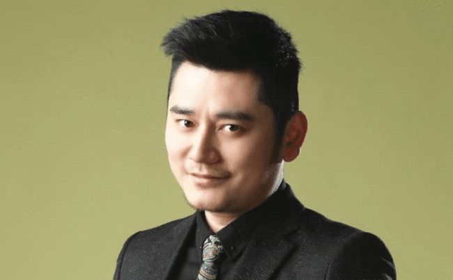 小艺接受媒体采访，称手握钱枫性侵三大证据，不要赔偿只希望严惩