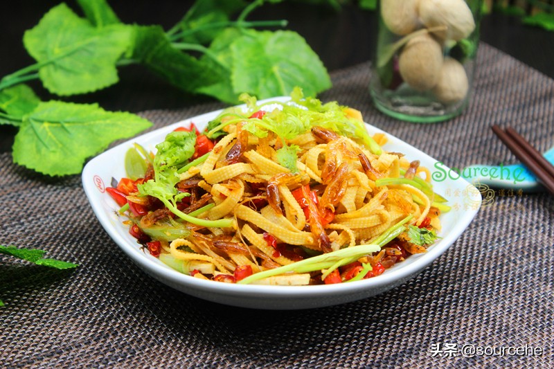 干豆腐皮搭配什么菜炒好吃,食堂豆腐皮配什么炒好看又好吃