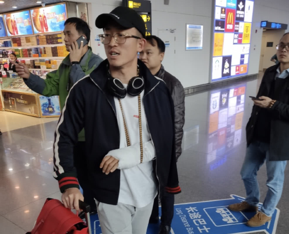 姜至鹏国足失误,姜至鹏国足分组训练