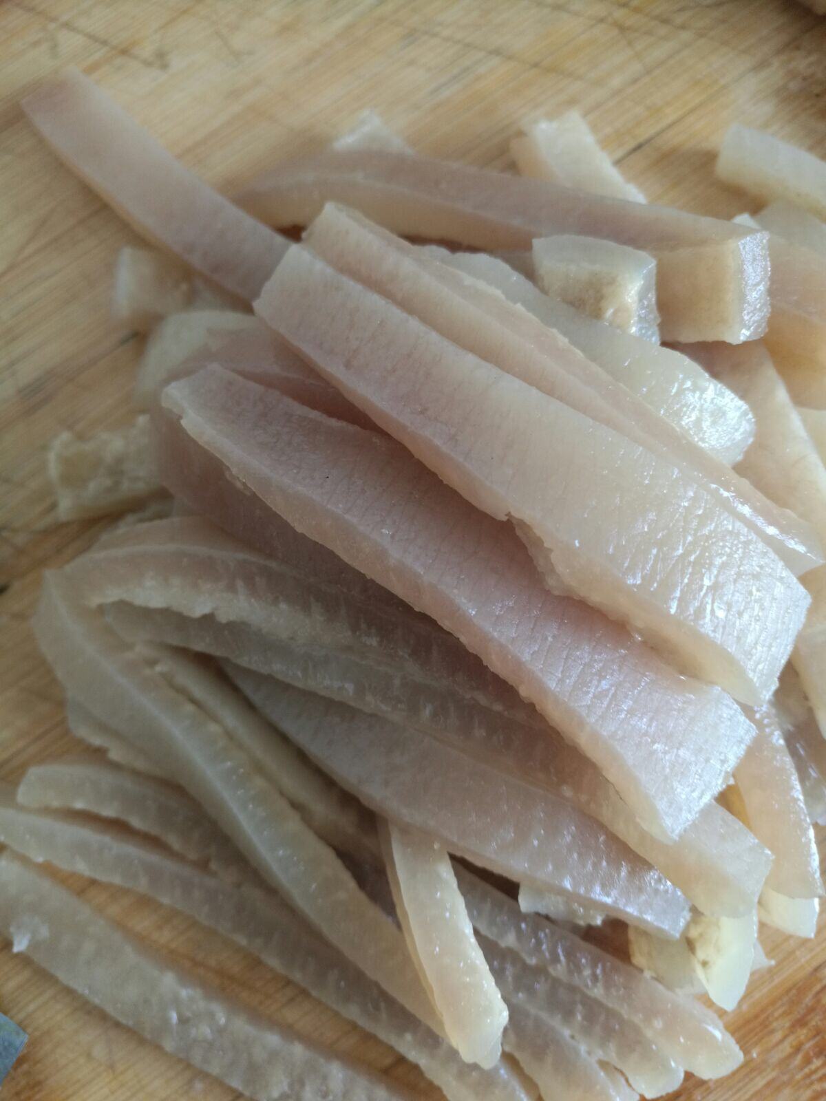 中药猪肤的别名,猪肤汤治疗皮肤病