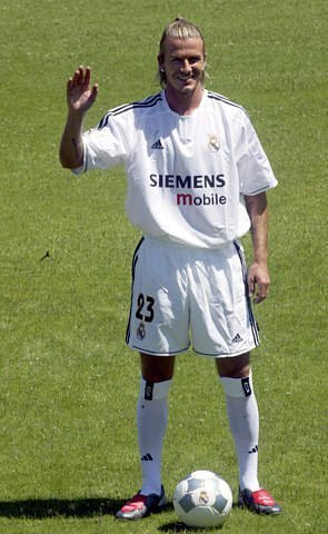 世界足球传奇人物罗纳尔多,世界足球传奇球王贝利