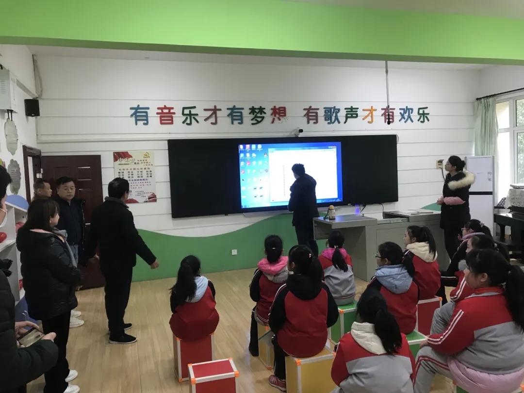 万科西半岛小学教学质量,万科西半岛小学怎么样