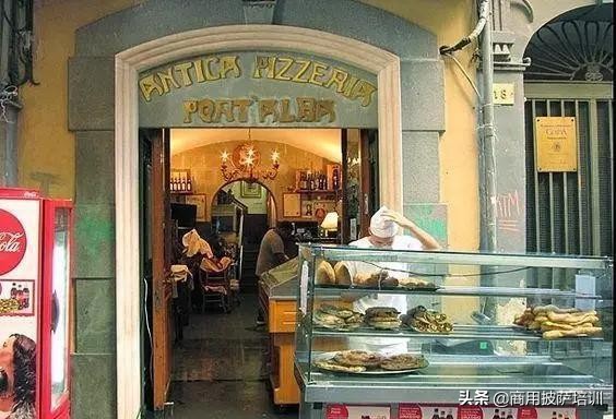 披萨简史3现代披萨的发扬光大者,披萨起源于意大利发展于美国