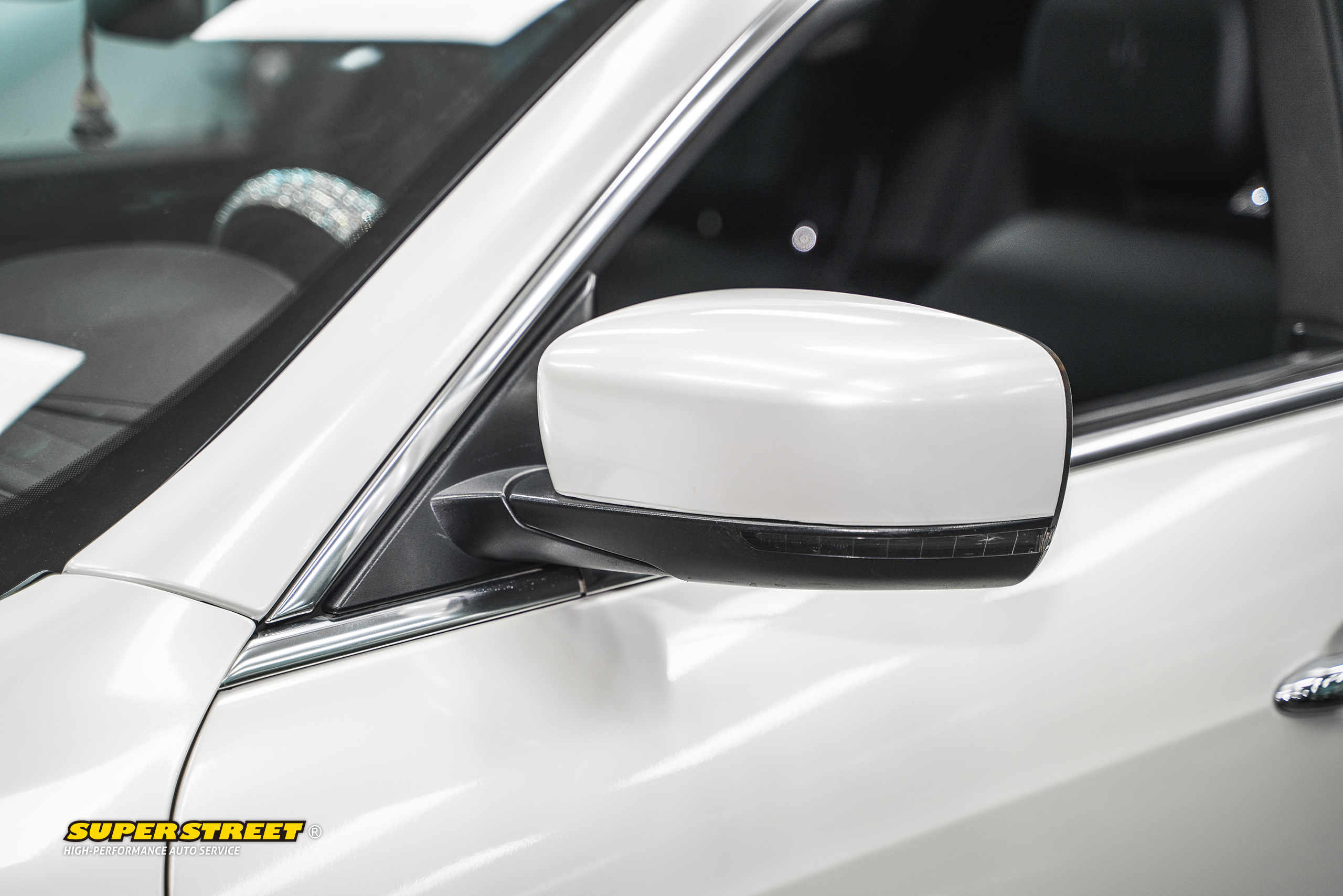 玛莎拉蒂吉博力汽车贴膜改色,superstreet改装