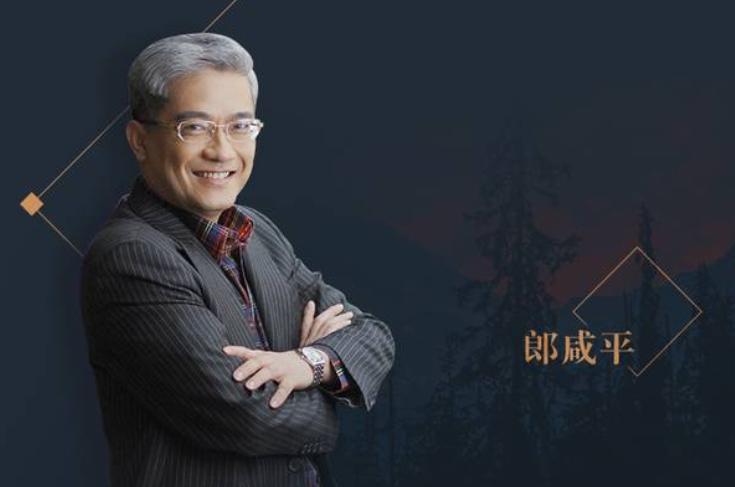 郎教授白玩空姐3年，空姐不归还房产，郎教授：我也不让你好过