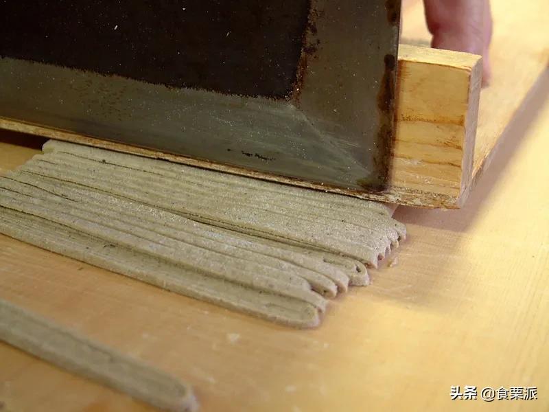 网上荞麦面真的减肥吗,荞麦面藕减肥真的假的