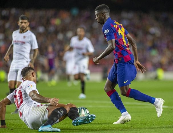 梅西为什么在巴萨年薪这么高,梅西在巴萨时最高年薪是多少