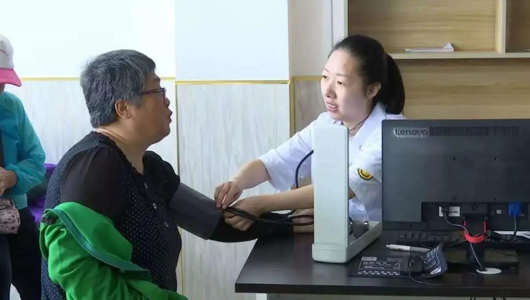 现实的乳山市银滩,乳山银滩是真的吗