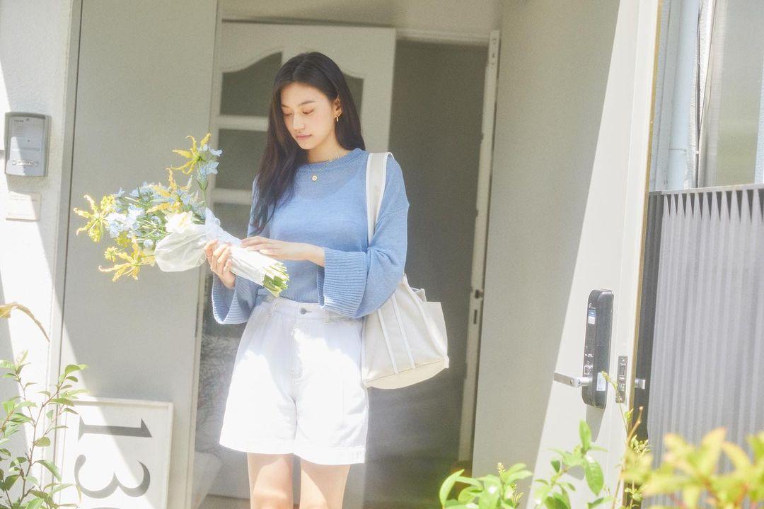 欧阳娜娜王牌对王牌第四季穿裙子,欧阳娜娜的时装周穿搭气质又高级