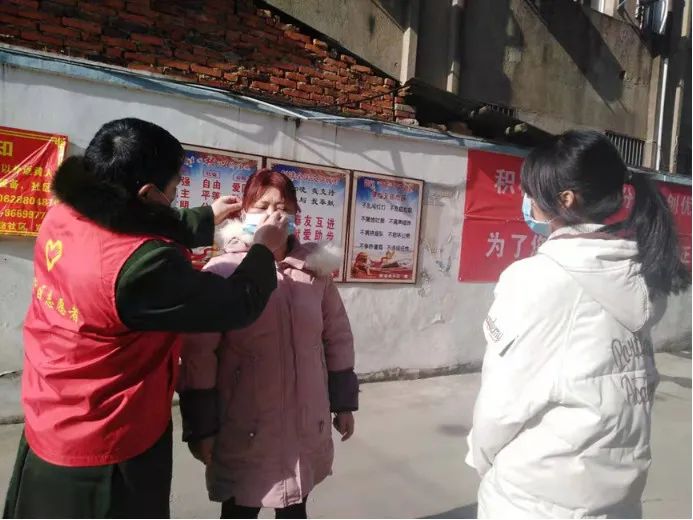 志愿行动点滴奉献汇聚磅礴之力,爱心传递志愿者在行动