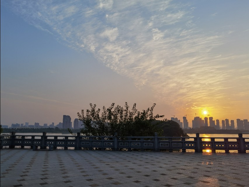 苦难的岁月电视剧全集,苦难的岁月三部曲