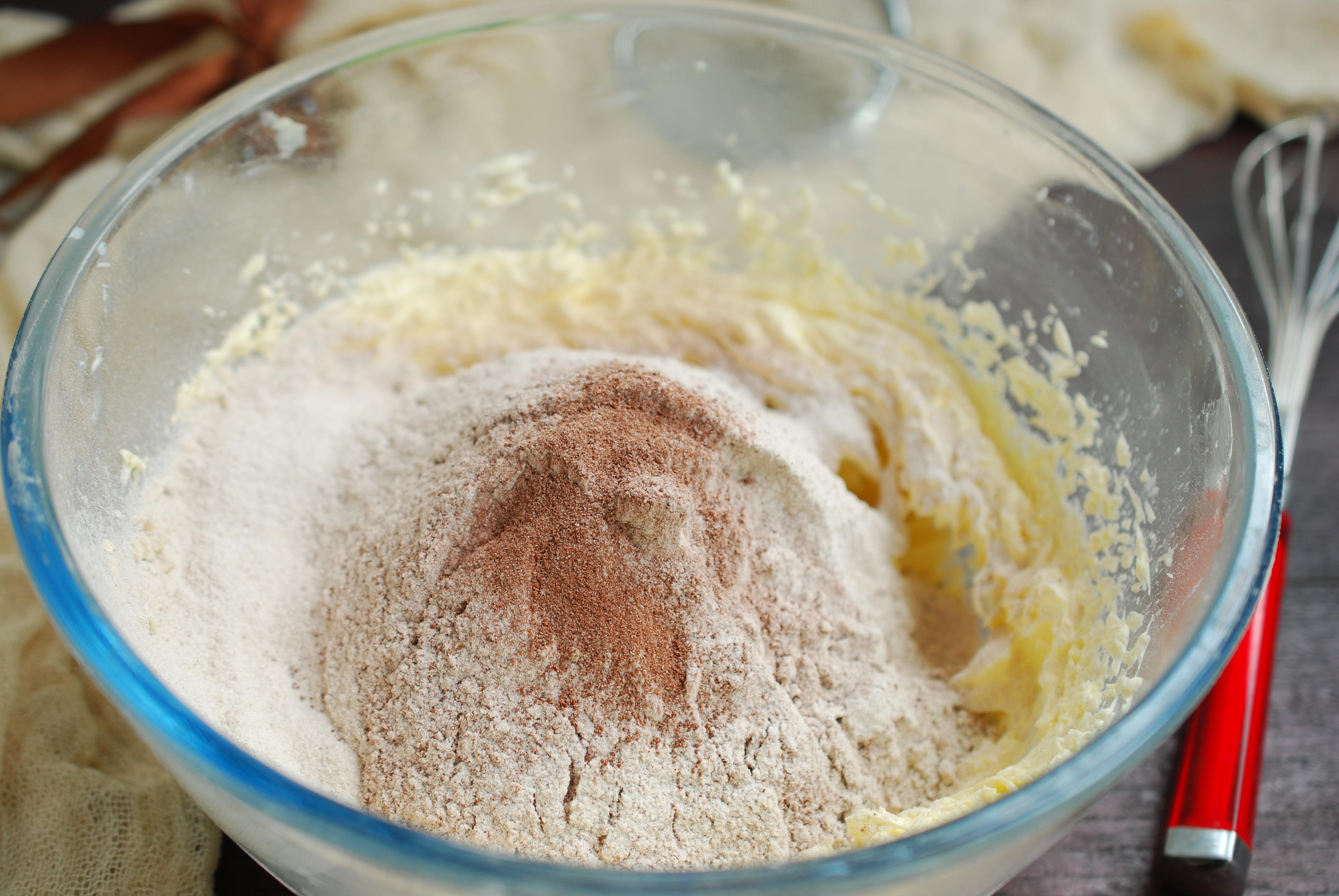 曲奇一入炉花纹就消失了？曲奇挤爆裱花袋？烘焙师来告诉你原因