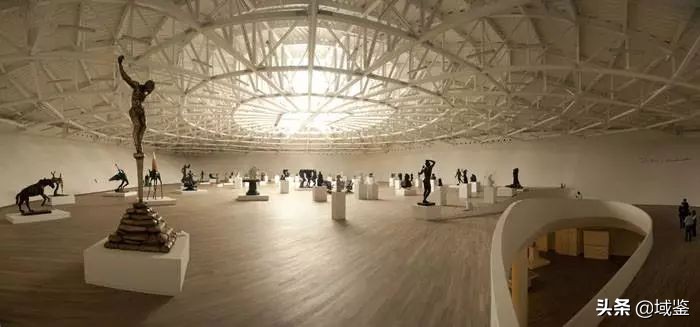 全球前100名富豪中，隐藏着哪些资深收藏家？