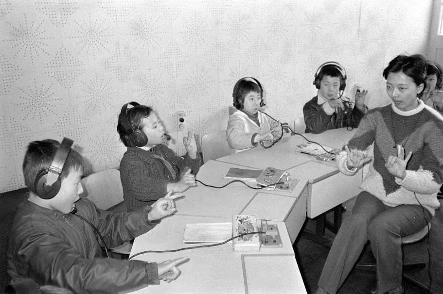 回顾70年教育发展,老照片回顾中国教育