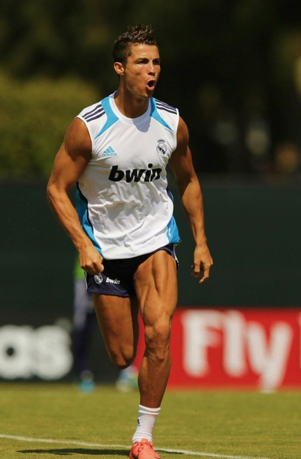 健身如何选动作,足球运动健身动作有哪些