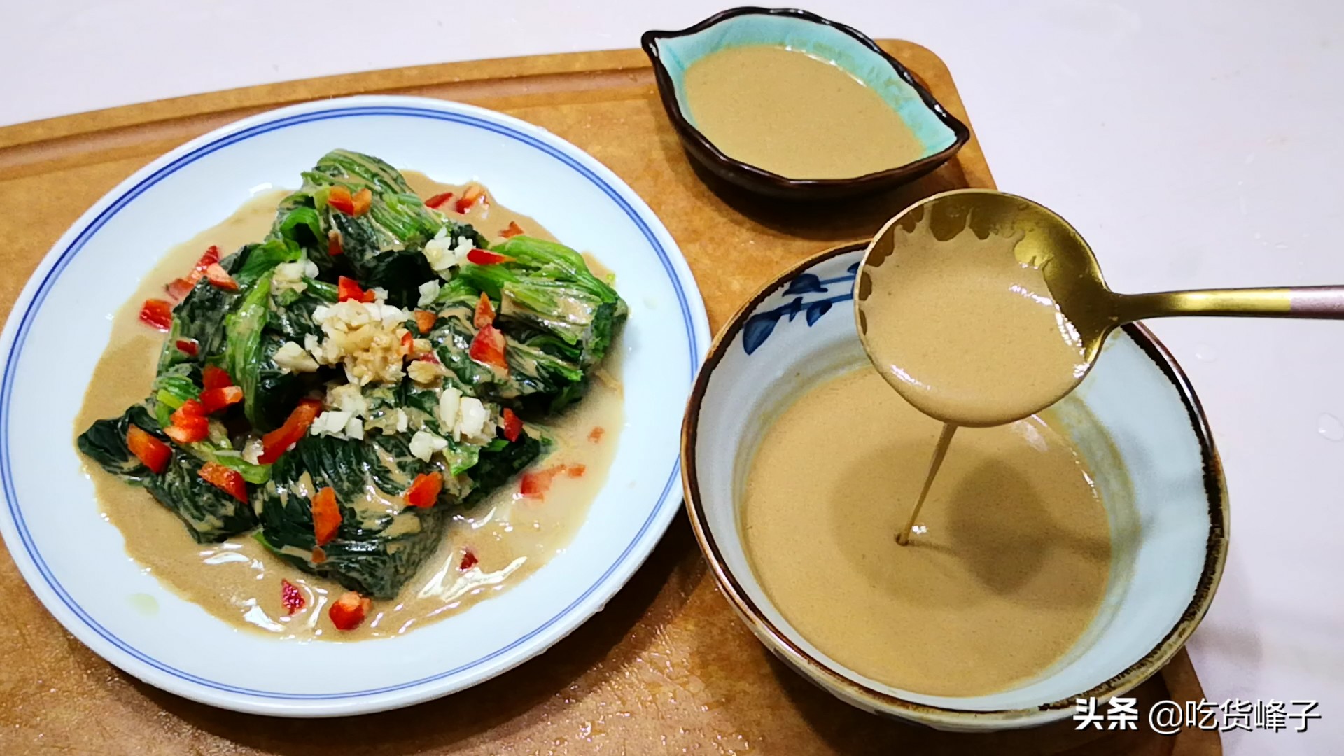 芝麻酱用油调的方法,用油调芝麻酱的方法