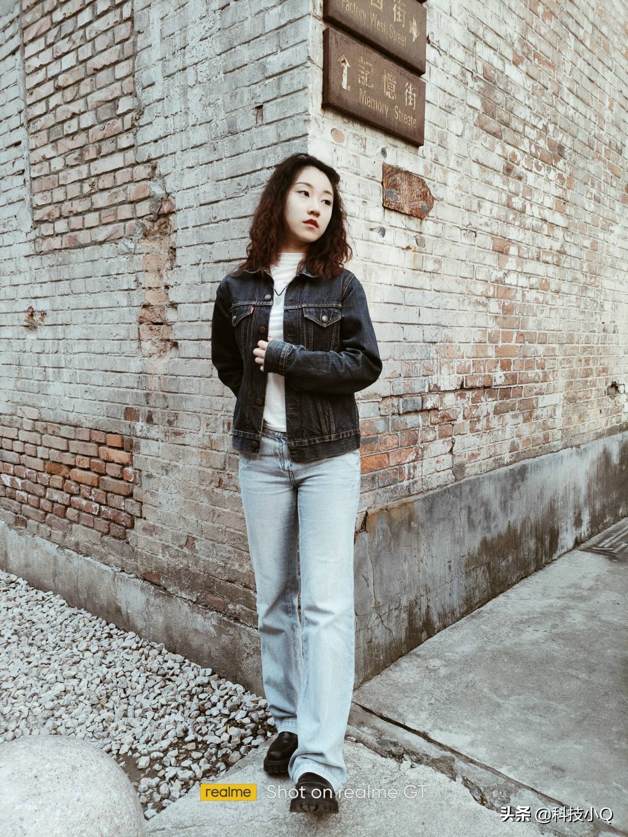 杨幂代言真我gt大师探索版,杨幂代言真我gtneo2