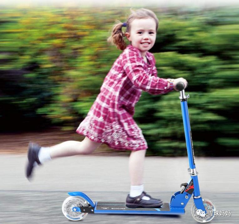 平衡车滑步车滑板车扭扭车,怎么骑儿童平衡滑板车