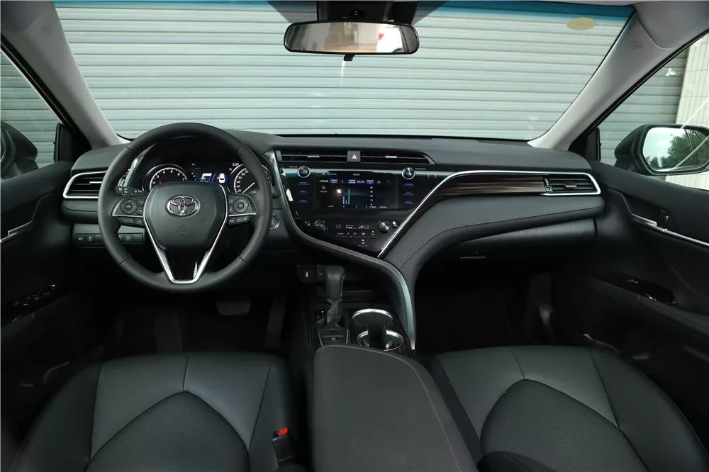 丰田凯美瑞和标致508哪个好,标致508l和凯美瑞2.5g买哪个好