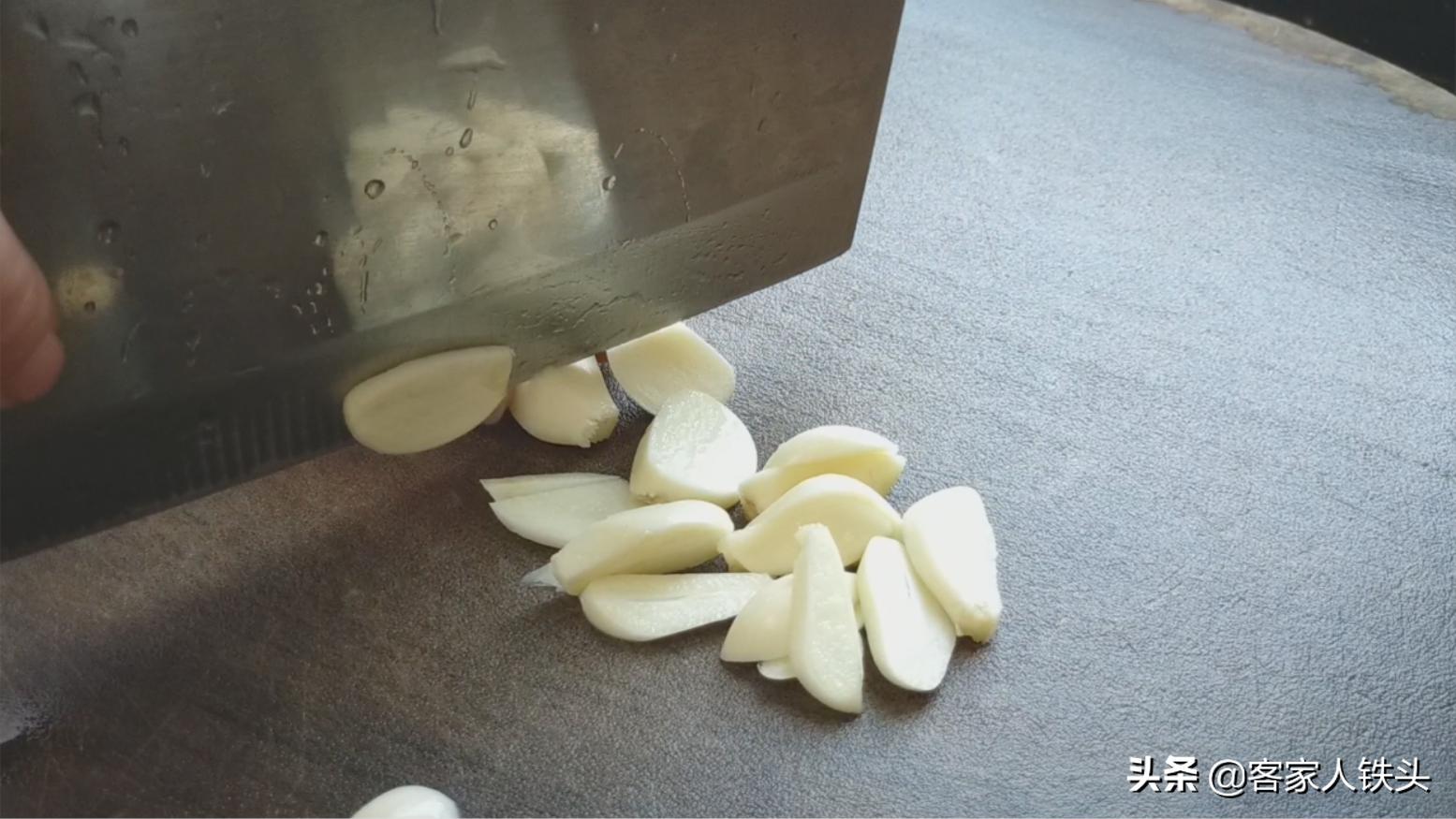 白菜炖粉条怎么做味道最佳,白菜炖粉条怎么做好吃又嫩