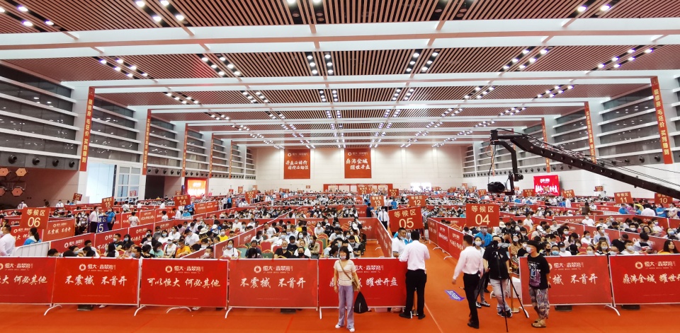 球迷有福了！恒大专业球场曝光世界第一，在这个领域还送出大福利