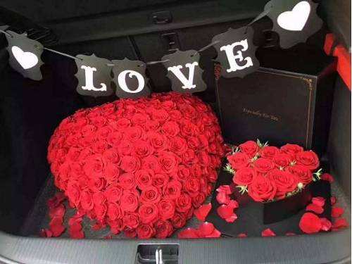 情人节送戴森吹风机,情人节酒店预订同比增长