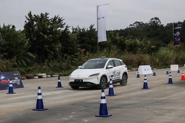 小鹏汽车G3试驾,小鹏g3与特斯拉