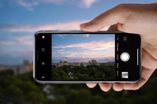 手机更新软件太快了,如今手机迭代速度过快