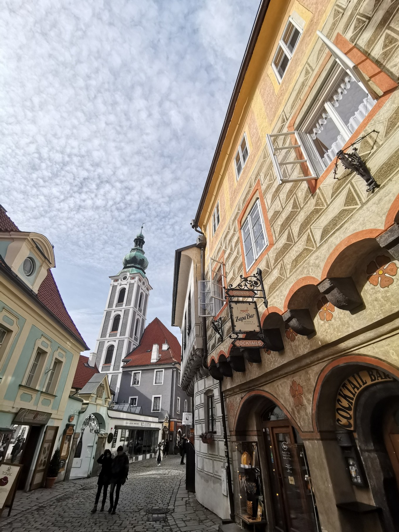 中欧美景美食自驾之旅在CK小镇亲手制作皮具纪念品