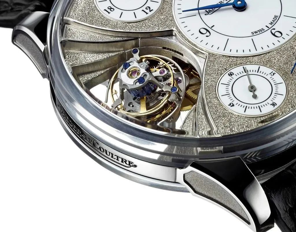 RR·TRENDS|始于颜值陷于内涵