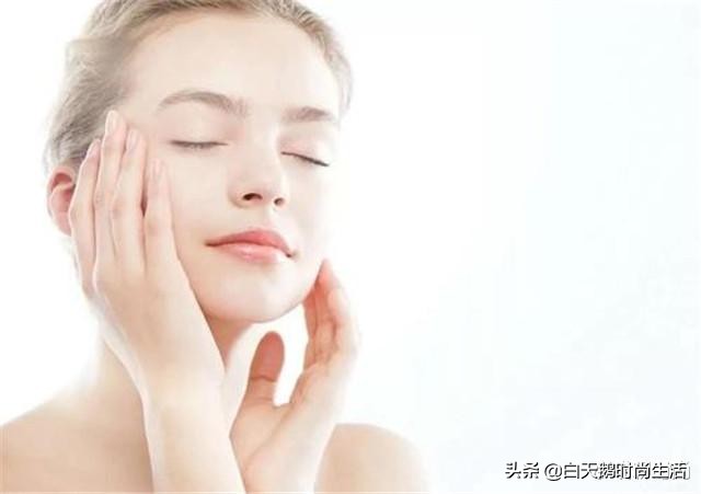 花88块买了瓶洗面奶，用了2个月后，网友：你可能还缺几个小手法