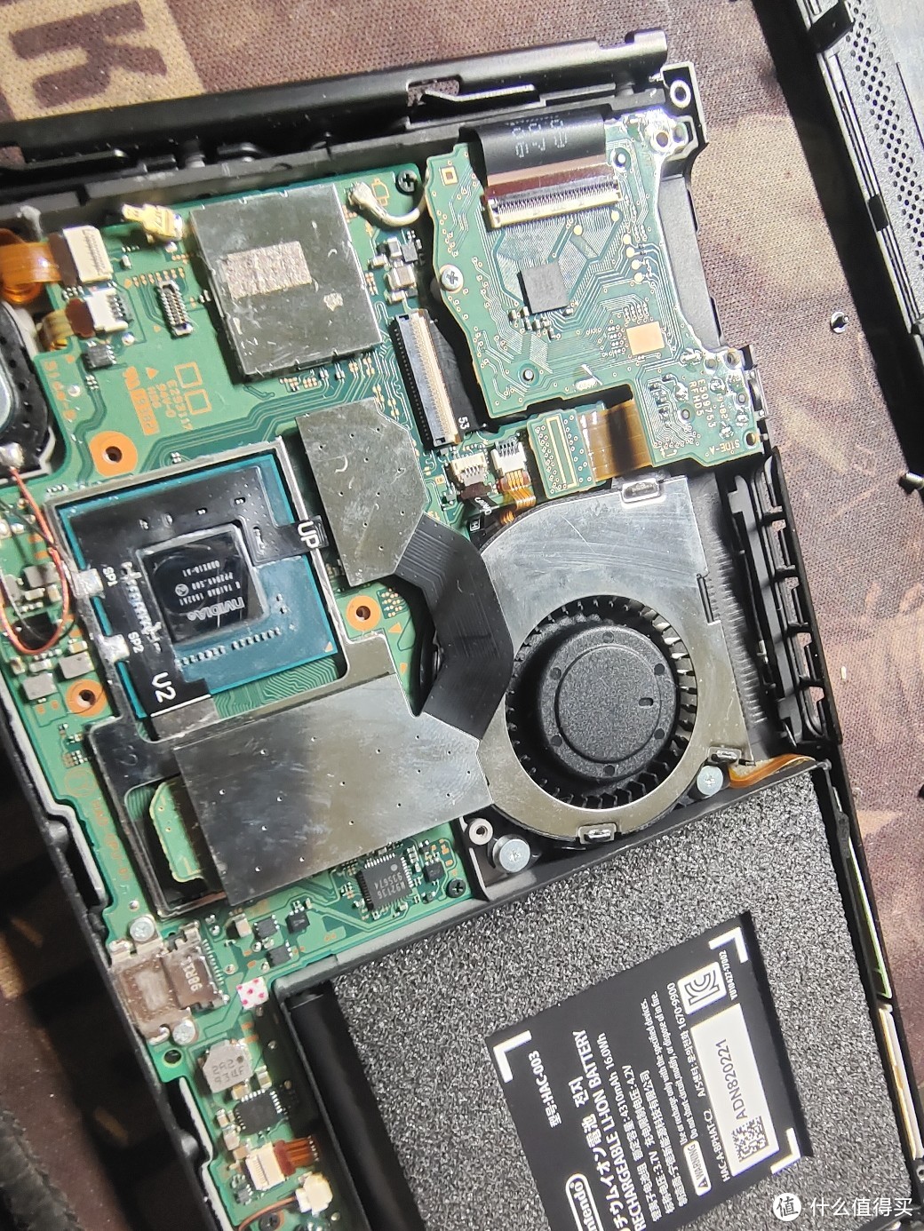 switcholed硬壳怎么拆,switch拆机清灰换硅脂有效果吗