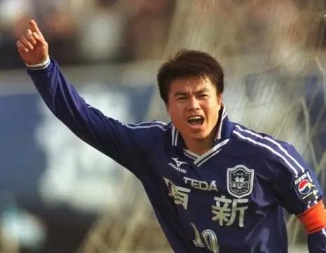 天津泰达足球最强阵容,天津足球老白队